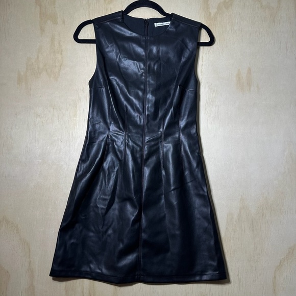 Abercrombie and Fitch Black Faux Leather Vegan Mini Dress Size XS Petite. NWT - Picture 1 of 10